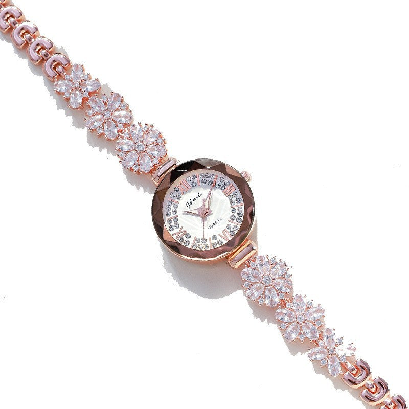 Women's fashion watch 2023 new fashion trend women's watch Korean casual explosive women's inlaid bracelet watch network red watch