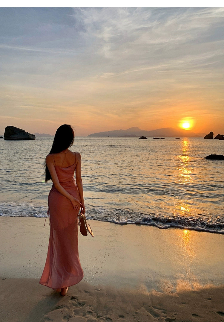 Fashion women's wear Seaside Holiday Beautiful Small Skirt High Sense French Style Temperament Ladies Annual Meeting Dress Sling Dress 2024