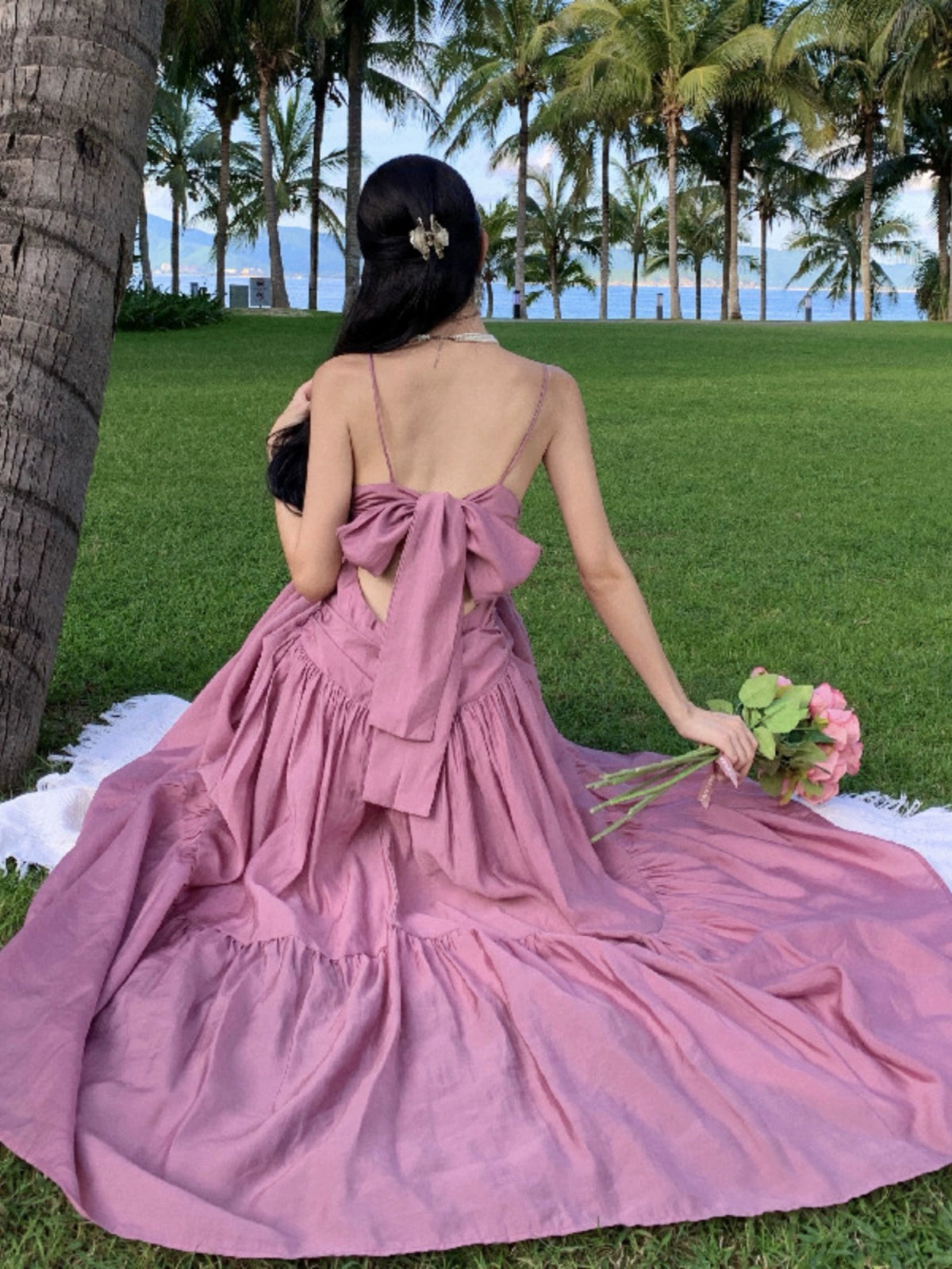 Fashion women's wear Beautiful Dopamine Special-Interest Design Lace-up Pleated Backless Vacation Style Sling Dress High-Grade Sense Temperament Long Dress