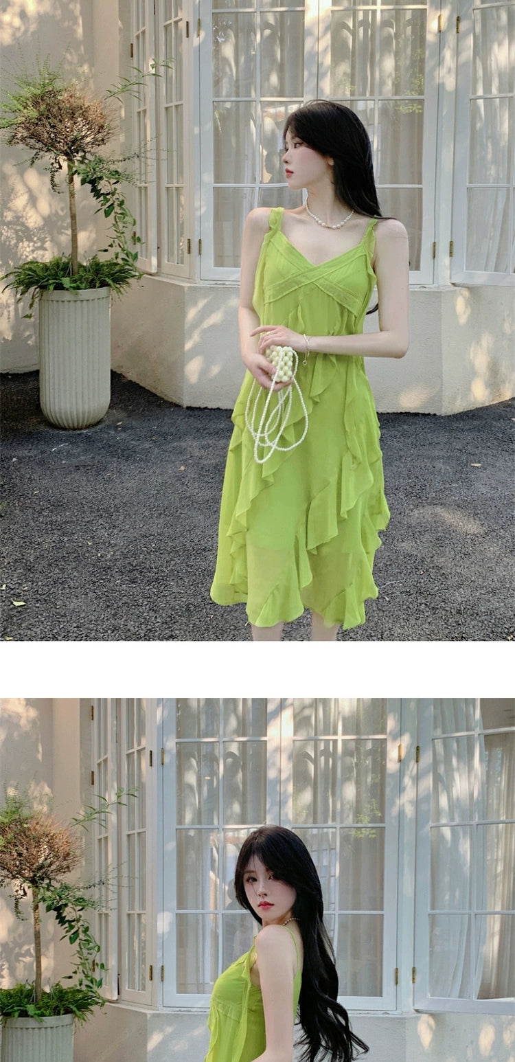 Fashion women's wear French Style Green Suspenders Dress Women's Summer V-neck Elegant Ruffle Waist-Tight Seaside Vacation Beach Dress