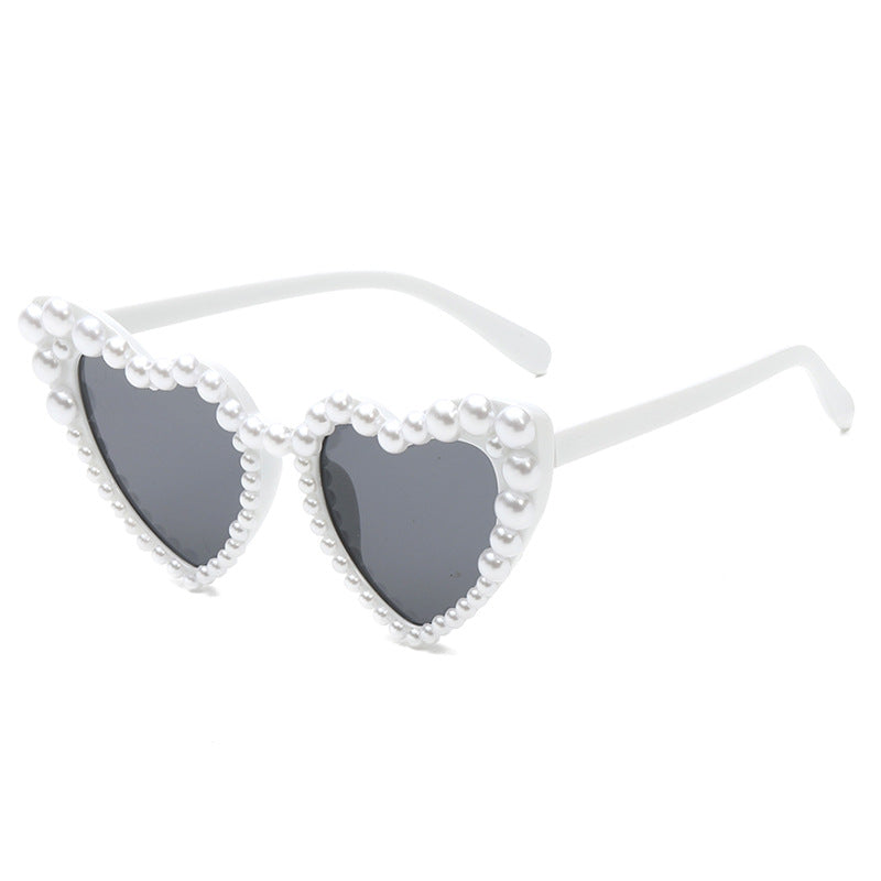 Women's fashion glasses 2022跨境大框架歪心欧美镶珍珠太阳镜桃心爱心女士墨镜防紫外线