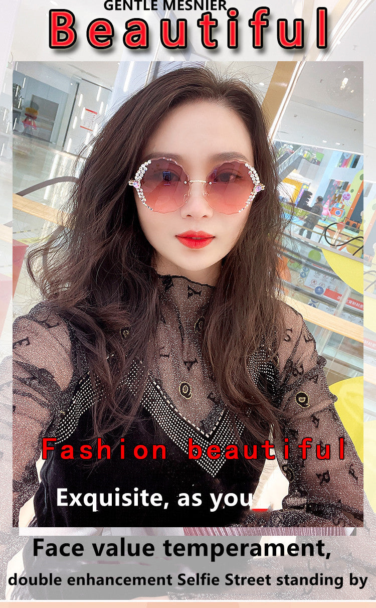 Women's fashion glasses 跨境女士镶钻太阳镜时尚水钻切边圆形女大脸圆脸显瘦防紫外线墨镜