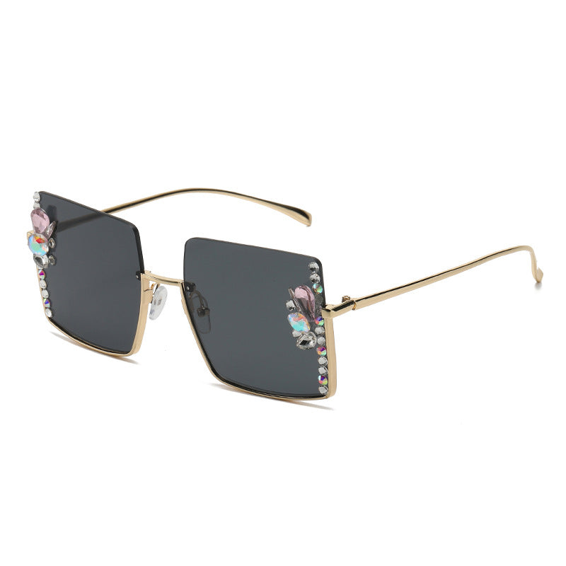 Women's fashion glasses 墨镜女防紫外线韩版潮大脸显瘦时尚大框镶钻太阳眼镜防晒2023新款