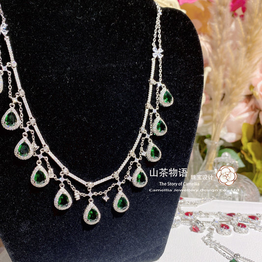 Camellia重工高定珠宝高级感绿尖晶套装 镀金镶仿天然托帕石项链