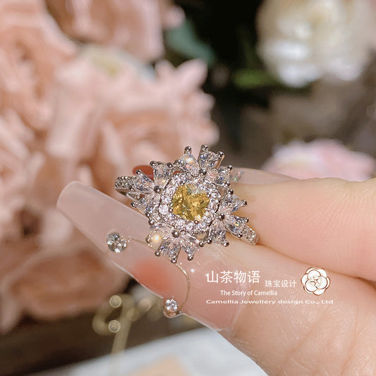 Camellia直播引流时尚复古气质璀璨戒指 镀金镶黄水晶可调节指环