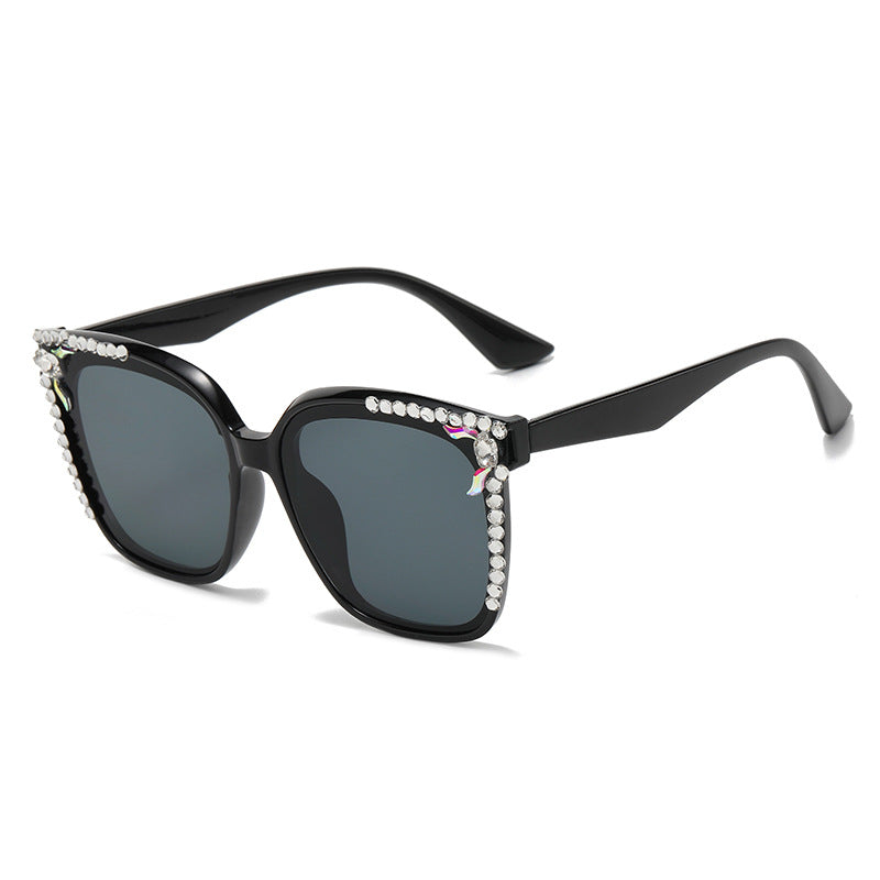 Women's fashion glasses 跨境GM墨镜女网红同款直播爆款镶钻太阳镜时尚防紫外线太阳镜批发