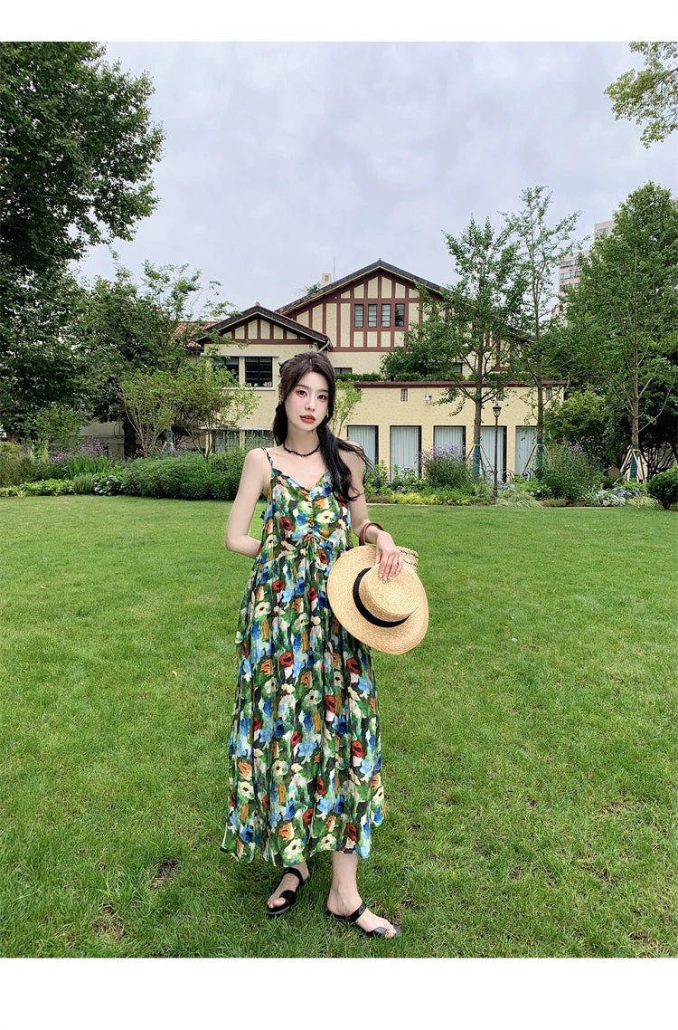 Fashion women's wear Bohemian Style Retro V-neck Oil Painting Printing Pleated Suspender Dress Seaside Vacation Elegant Beach Dress
