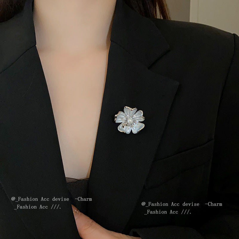 配饰胸针锆石滴油花朵蝴蝶胸针法式甜美百搭胸花小众时尚高级感饰品批发女