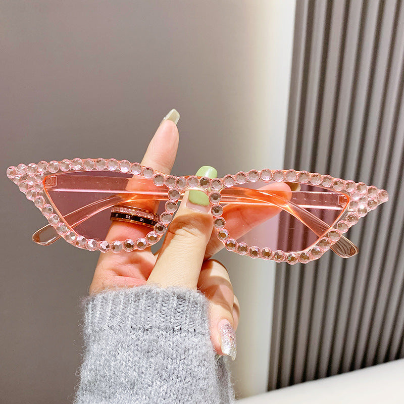 Women's fashion glasses 欧美炫酷拍照墨镜新款镶珍珠猫眼太阳镜跨境时尚华丽女士舞会眼镜