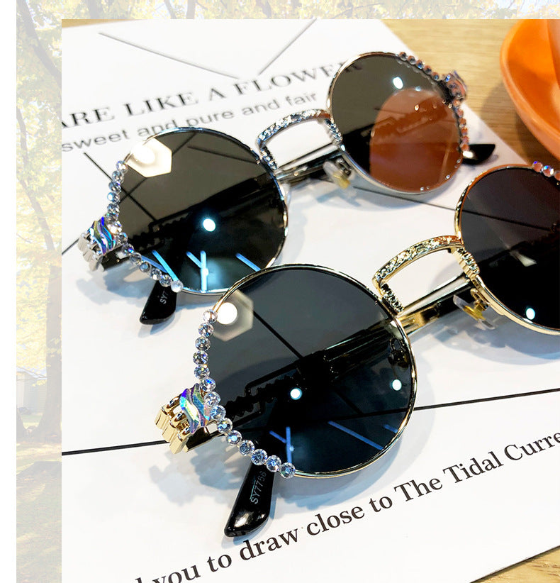 Women's fashion glasses 跨境款水钻复古圆形墨镜女小脸款港味太阳镜防紫外线素颜神器眼镜