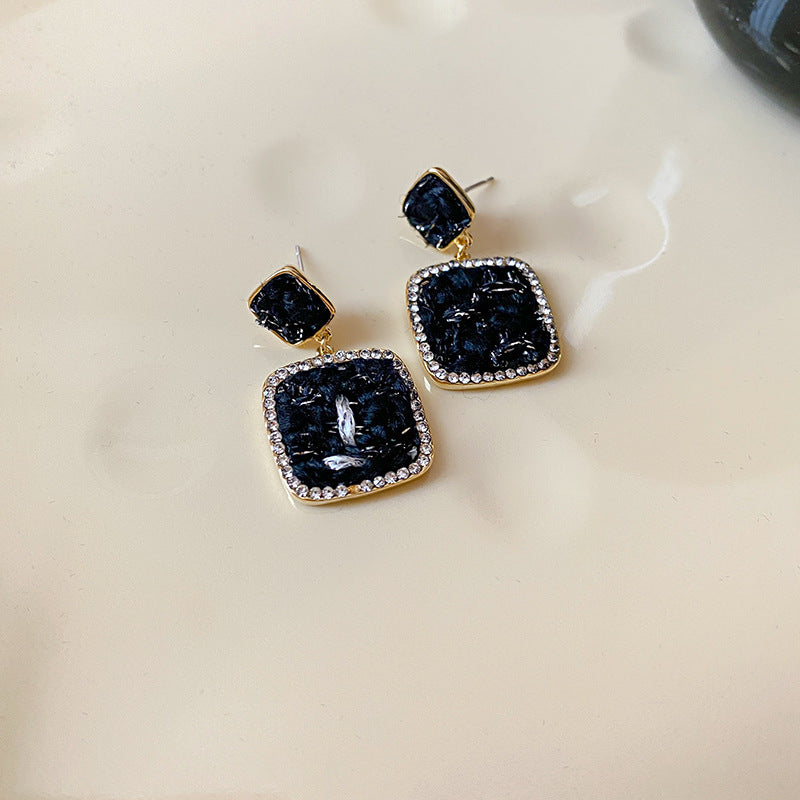 银针秋冬蝴蝶结黑色系耳环轻奢高级感耳钉时尚百搭复古耳饰批发女