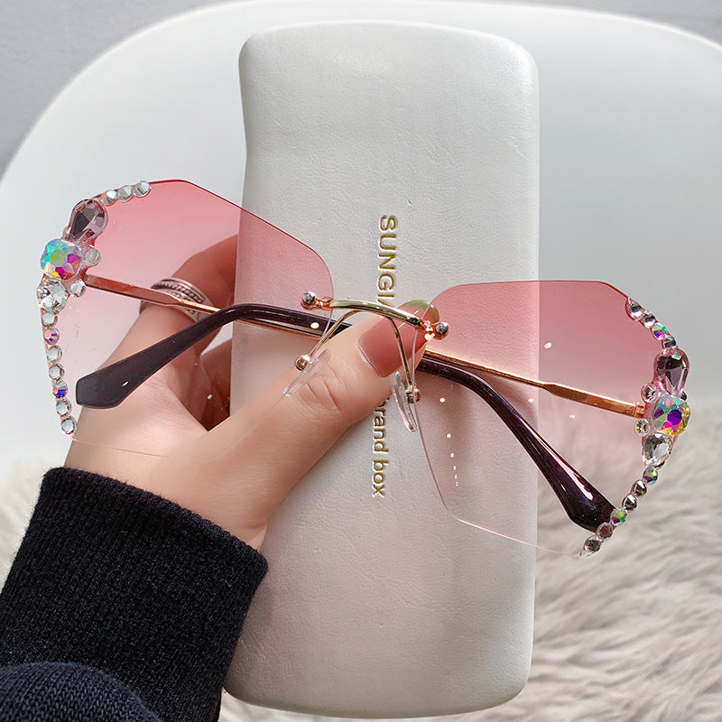 Women's fashion glasses 镶钻墨镜女网红韩版防紫外线太阳镜同款圆脸防晒时尚开车女士眼镜