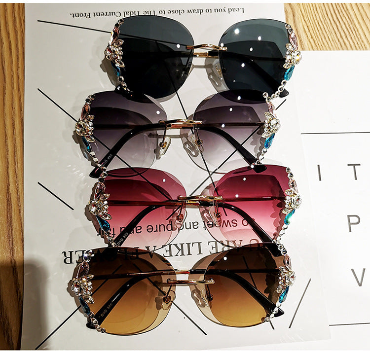 Women's fashion glasses 2024 新款韩版潮跨境带钻墨镜女防紫外线辐射大脸圆脸显瘦太阳镜