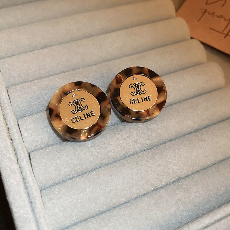 美拉德咖色银针爱心耳环2023秋冬新款耳钉甜美百搭高级感耳饰批发