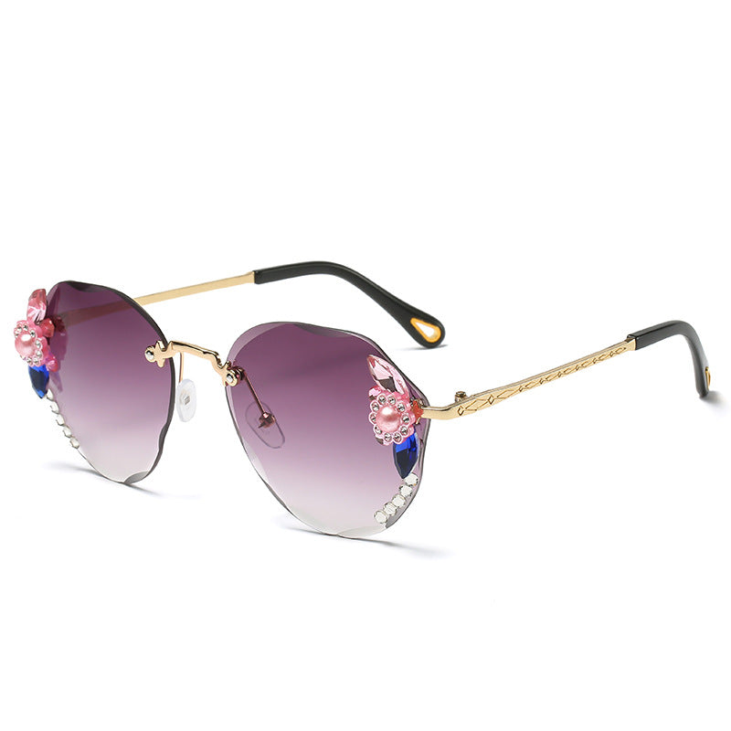 Women's fashion glasses 欧美跨境大框架水钻墨镜显瘦镶钻太阳镜网红防紫外线韩版ins潮流