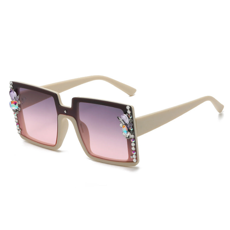 Women's fashion glasses 2023欧美跨境潮流镶钻太阳眼镜户外防晒显瘦墨镜女大框架太阳镜