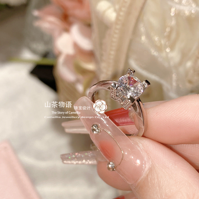 Camellia时尚不规则W仿真钻戒指 镀金微镶锆石1克拉婚戒女款手饰