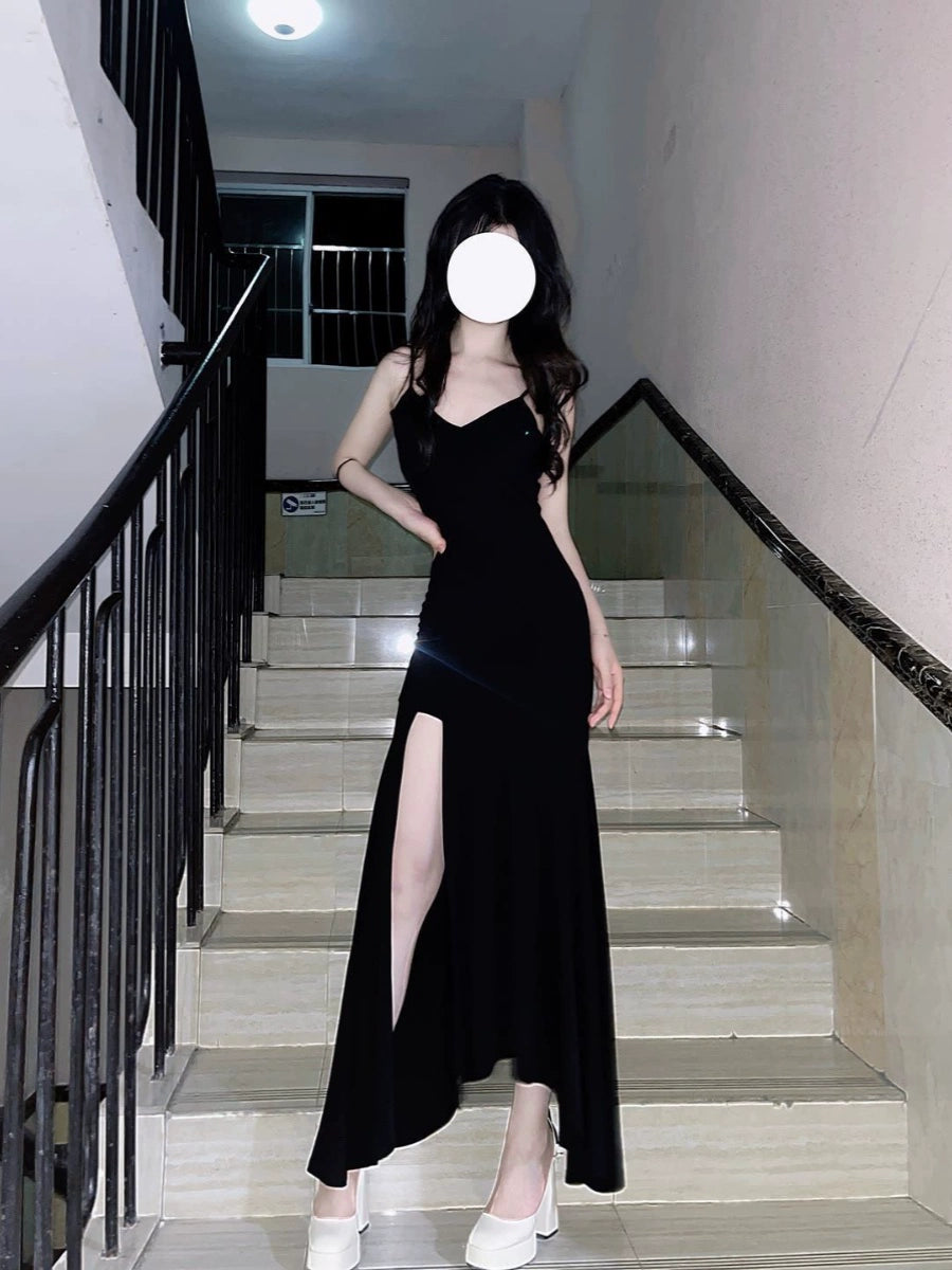 Fashion women's wear French Style Little Black Dress with Suspenders Women's Autumn 2024 New High-Grade Dress Sleeveless Slim Slimming Slit Dress