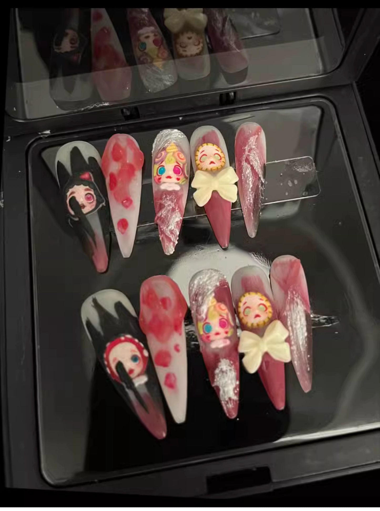(Hand-made nail) red wearing armor long high-end sweet cool Japanese hot girl European and American handmade personality cyberpunk New Year's nail art
