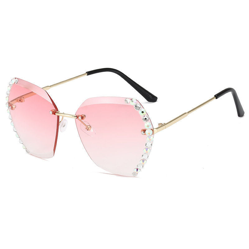 Women's fashion glasses 2022新款网红ins墨镜女镶钻韩版潮圆脸街拍防晒防紫外线太阳镜女