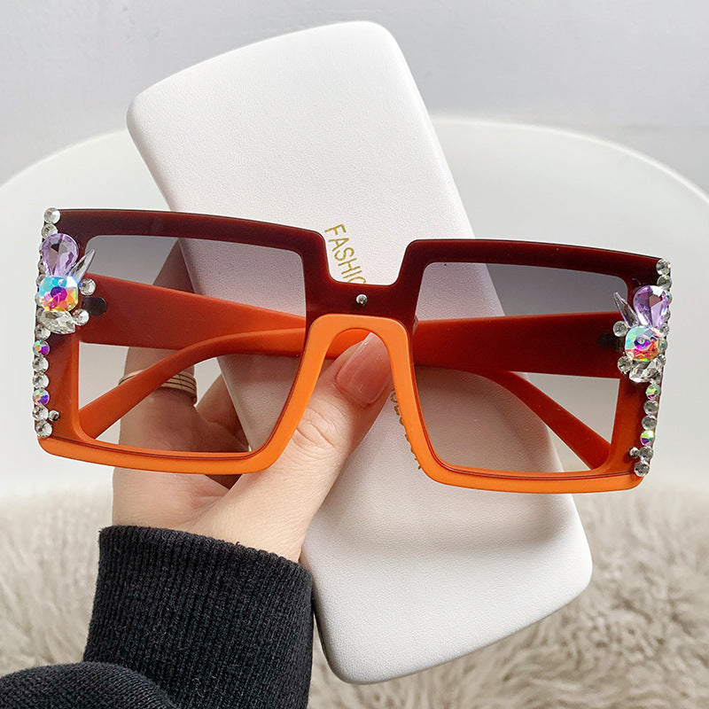 Women's fashion glasses 2023欧美大框架镶钻墨镜跨境潮流水晶钻石太阳眼镜户外防晒显瘦女