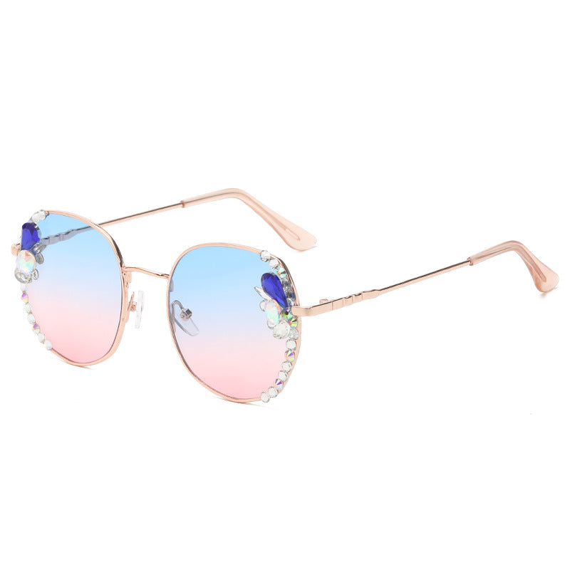 Women's fashion glasses 新款韩版水晶太阳镜时尚框架优雅女士镶钻素颜街拍墨镜防紫外线
