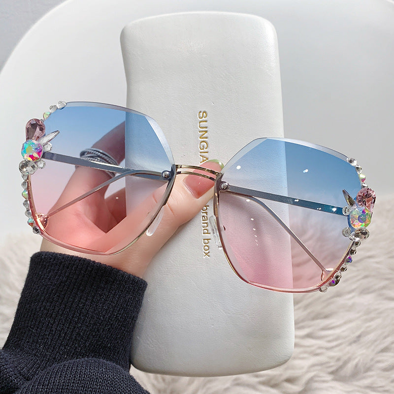 Women's fashion glasses 2024 跨境大框水钻太阳镜无框防晒防紫外线墨镜个性女大脸显瘦带钻