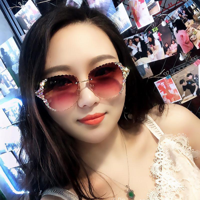 Women's fashion glasses 镶钻太阳镜防蓝光辐射眼镜女韩版潮个性时尚太阳镜女防紫外线