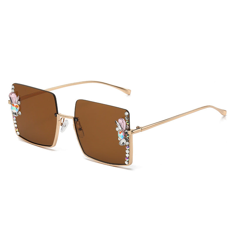 Women's fashion glasses 墨镜女防紫外线韩版潮大脸显瘦时尚大框镶钻太阳眼镜防晒2023新款