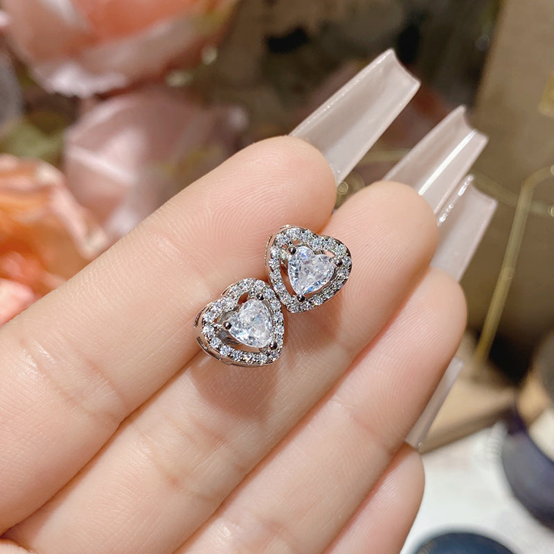 山茶简约新品爆款满钻耳钉 镀18K潮搭嘻哈风格仿莫桑璀璨锆石耳饰