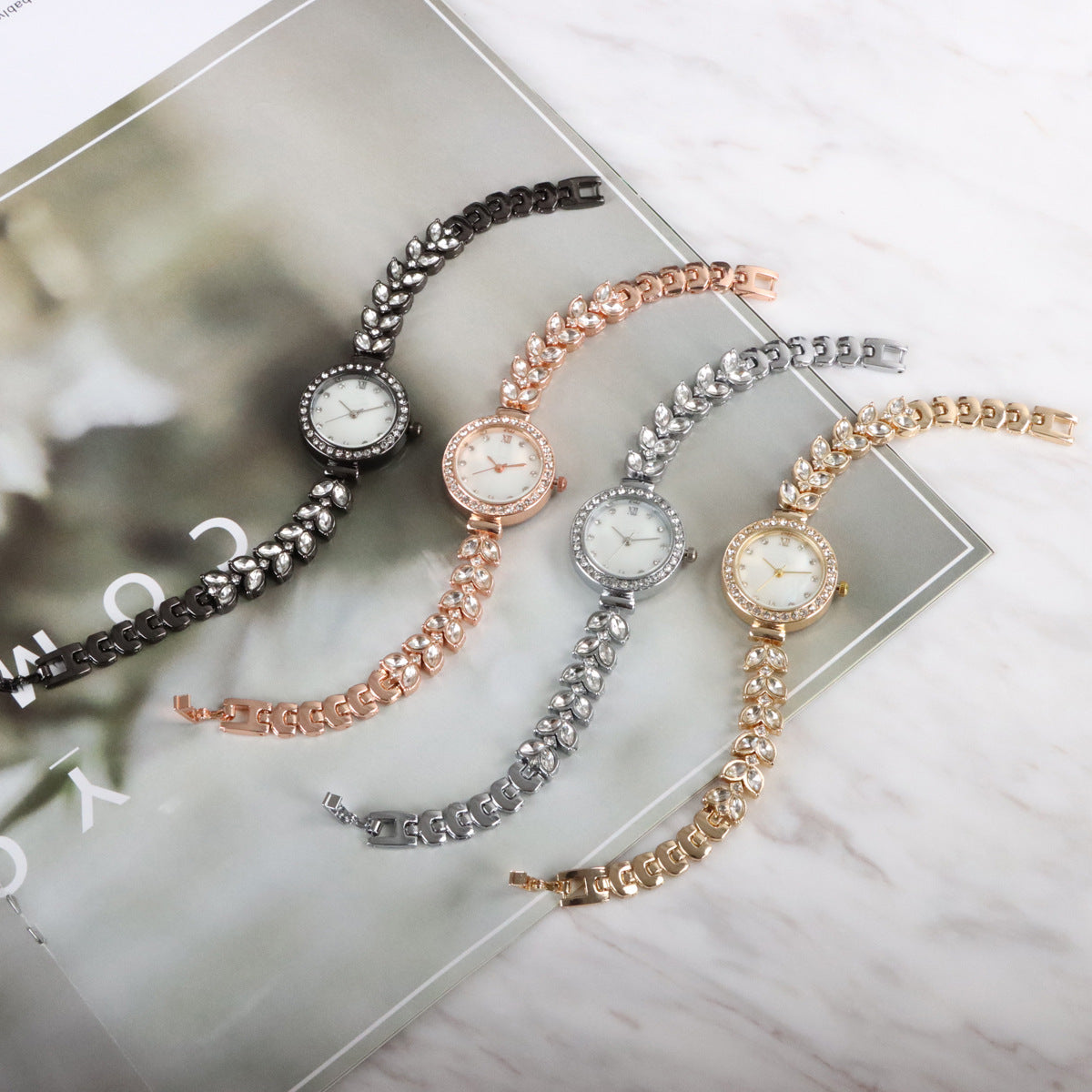 Fashion women's watch 2023 Popular Mermaid Women's Watch for Girlfriend Light Luxury Minority Bracelet Watch Fashion Watch Cross-Border Wholesale