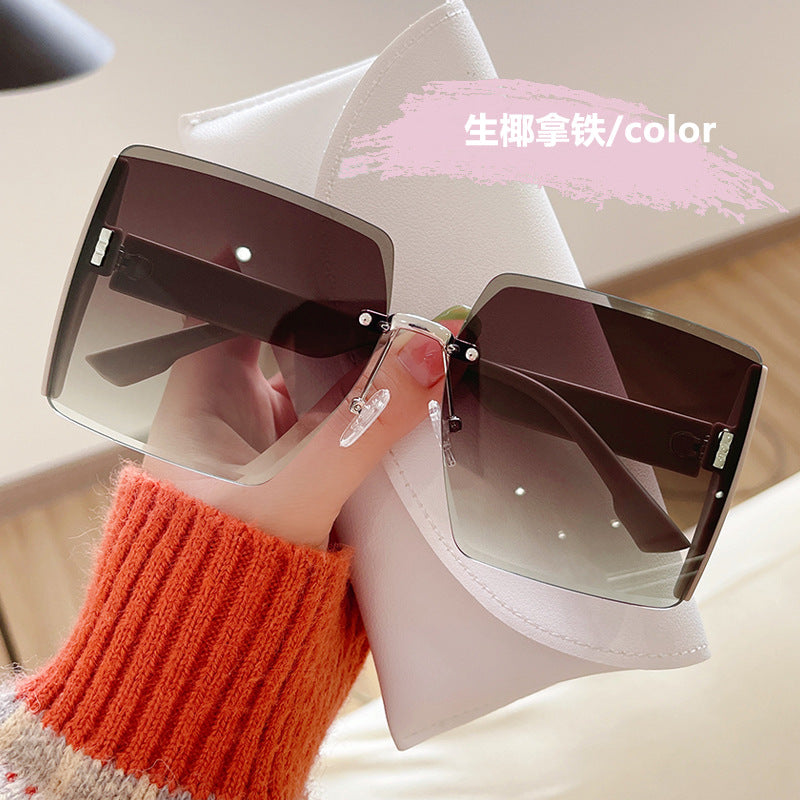 Women's fashion glasses 跨境墨镜女士高级感ins2022年新款防晒防紫外线大脸显瘦太阳眼镜