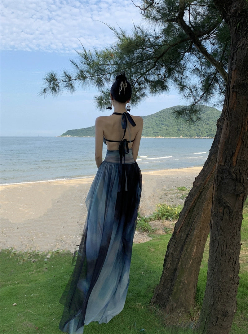 Fashion women's wear Thailand Sanya Holiday Halter Dress Summer Backless Seaside Travel Wear and Take Photos Beach Skirt Atmosphere