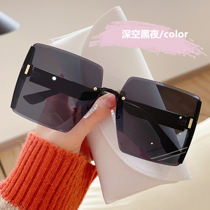 Women's fashion glasses 跨境墨镜女士高级感ins2022年新款防晒防紫外线大脸显瘦太阳眼镜