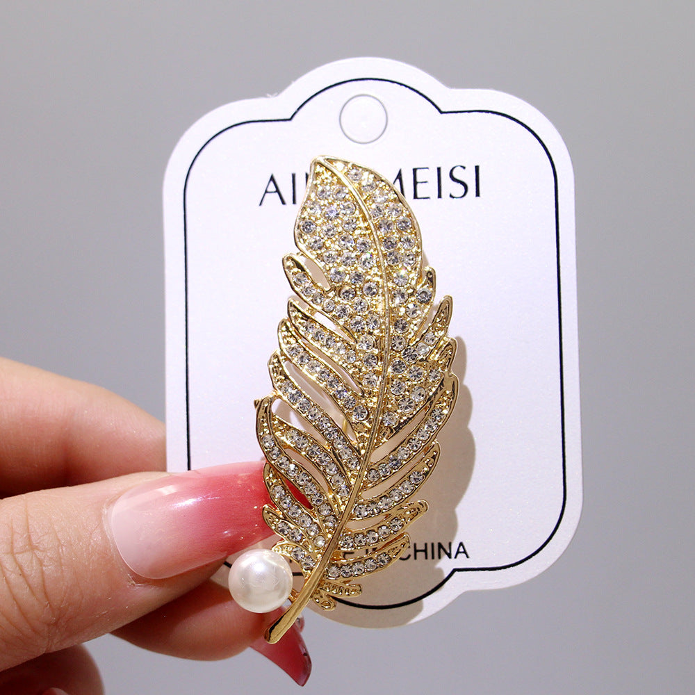 配饰胸针韩版新款高级花朵胸针简约合金胸花防走光珐琅小清新珍珠别针配饰