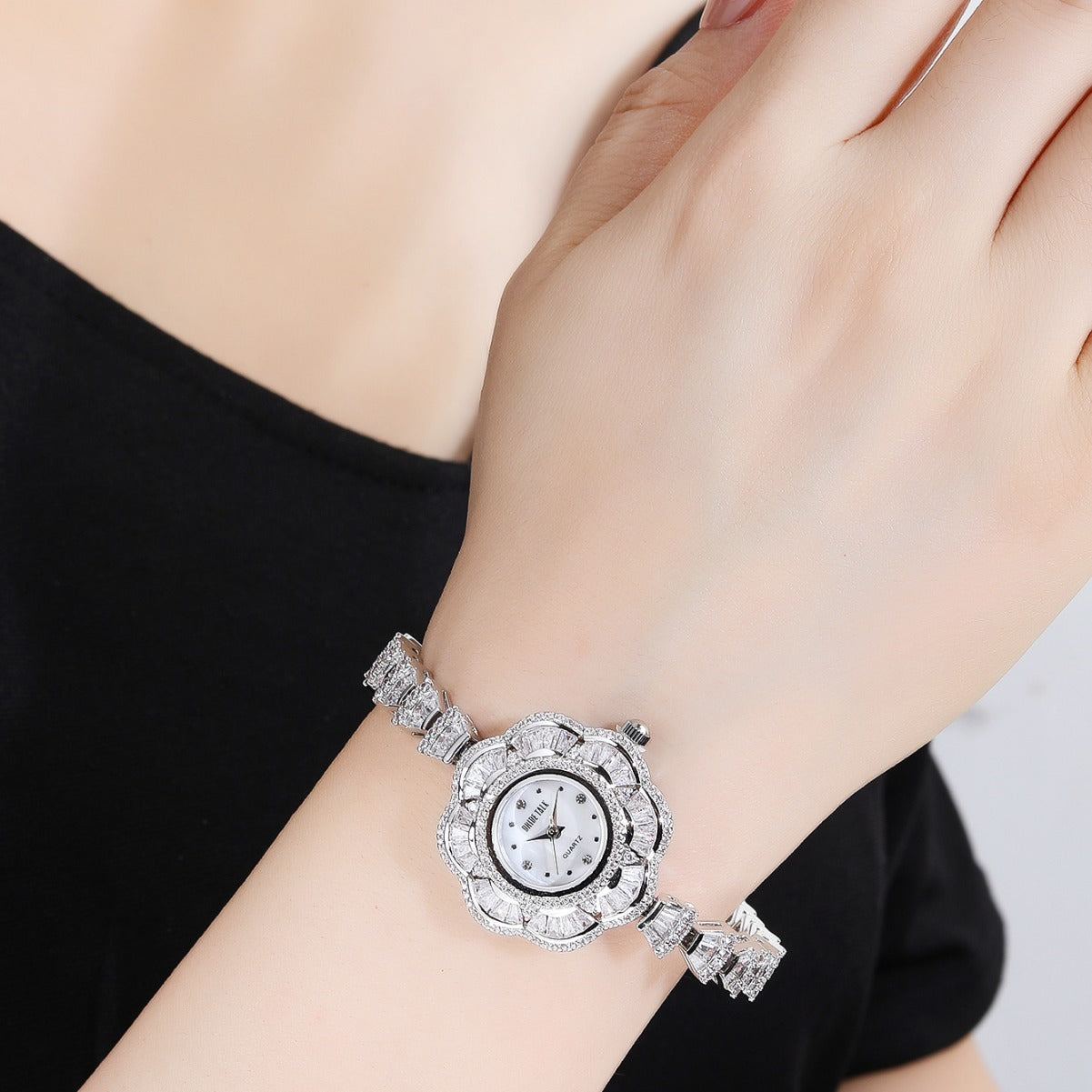 Fashion women's watchWedding Watch High Sense Special Interest Light Luxury Graceful and Fashionable Luxury Women's Watch Simple Ins Style Fashion Watch