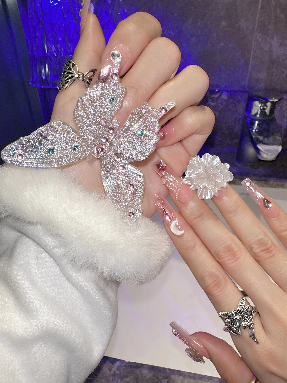 Large Butterfly Exaggerated Internet Celebrity Ins High-Grade Rhinestone Detachable Finished Wear Nail Bride Handmade Nail Sticker