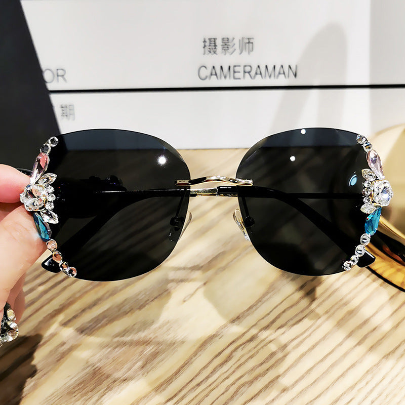 Women's fashion glasses 2024 新款韩版潮跨境带钻墨镜女防紫外线辐射大脸圆脸显瘦太阳镜