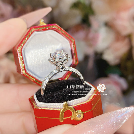Camellia优雅永不过时莫桑钻戒指 镀金镶四爪锆石百搭晚礼服指环