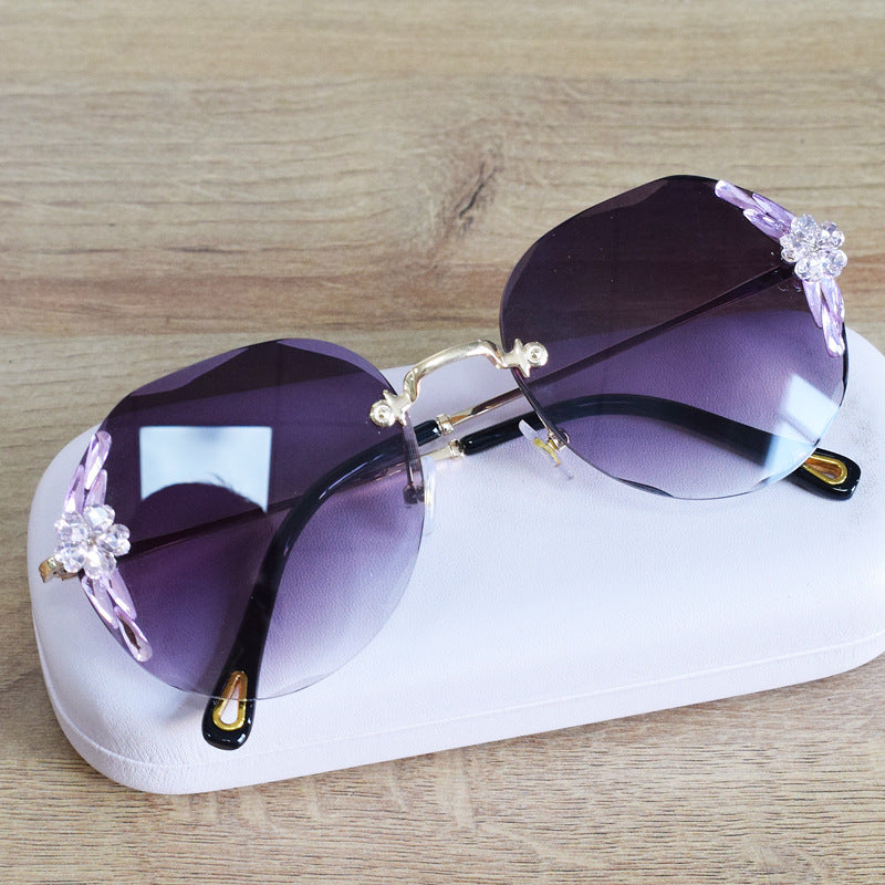 Women's fashion glasses新款花朵镶钻太阳镜女圆脸大脸无框渐变墨镜女显瘦