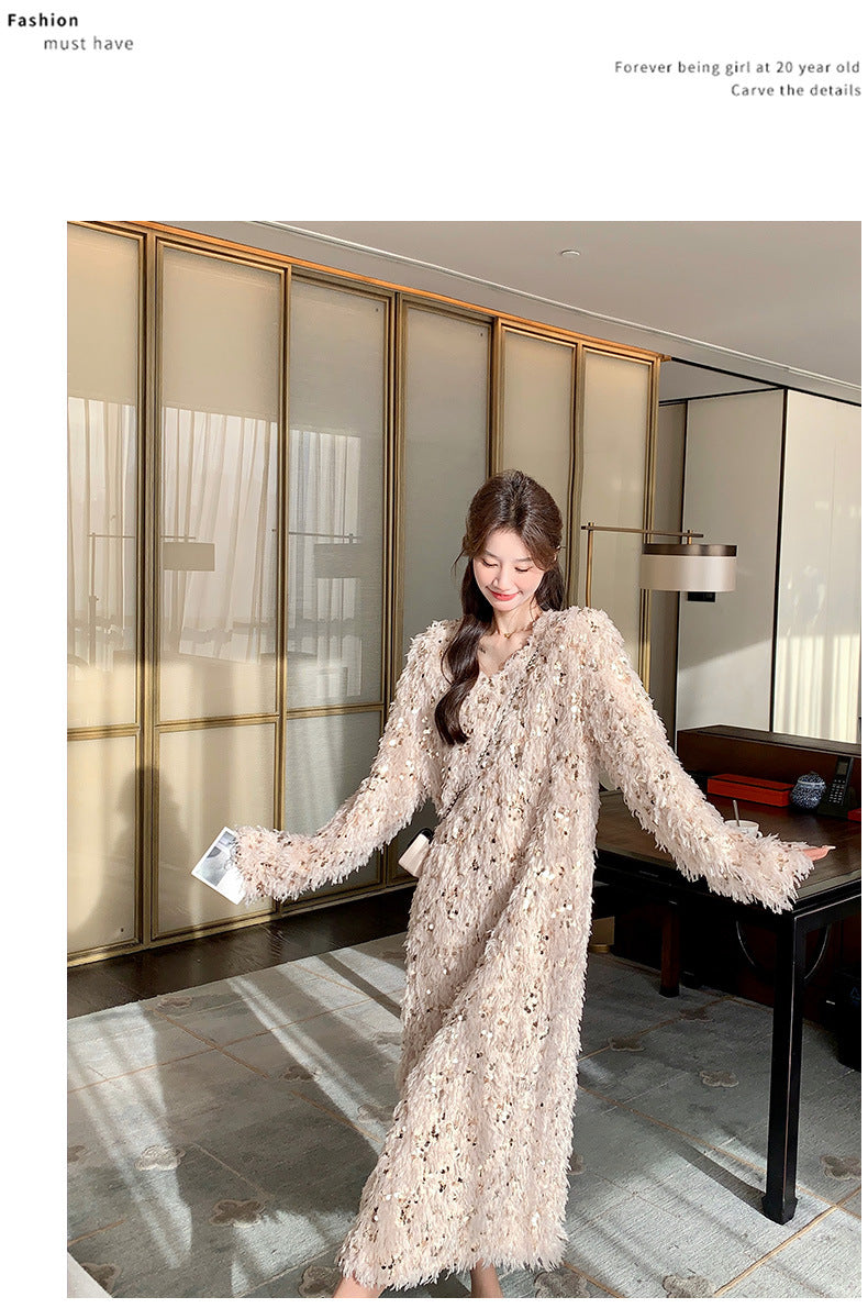 Fashion women's wear Real Shot Shiny Annual Meeting Festival Atmosphere Handmade Sequined Feather V-neck Sweater Spring Inner Wear Sweet Dress