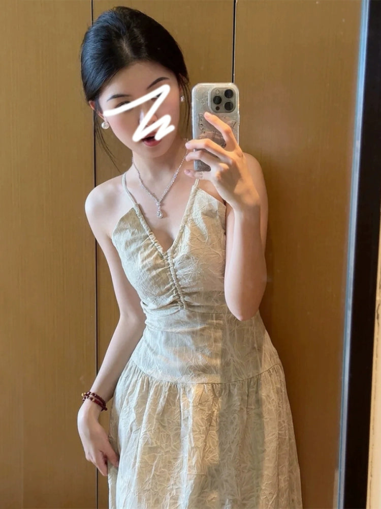 Fashion women's wear French Style V-neck Halter Sleeveless Sling Dress 2024 New Spring and Summer Design Sense Niche Waist-Slimming Long Dress Children
