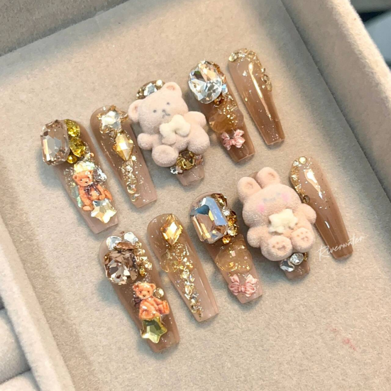 (Hand made nail) [smile] Autumn and winter new plush teddy bear k9 diamond nail art gold glitter brown wearable nail patch custom detachable