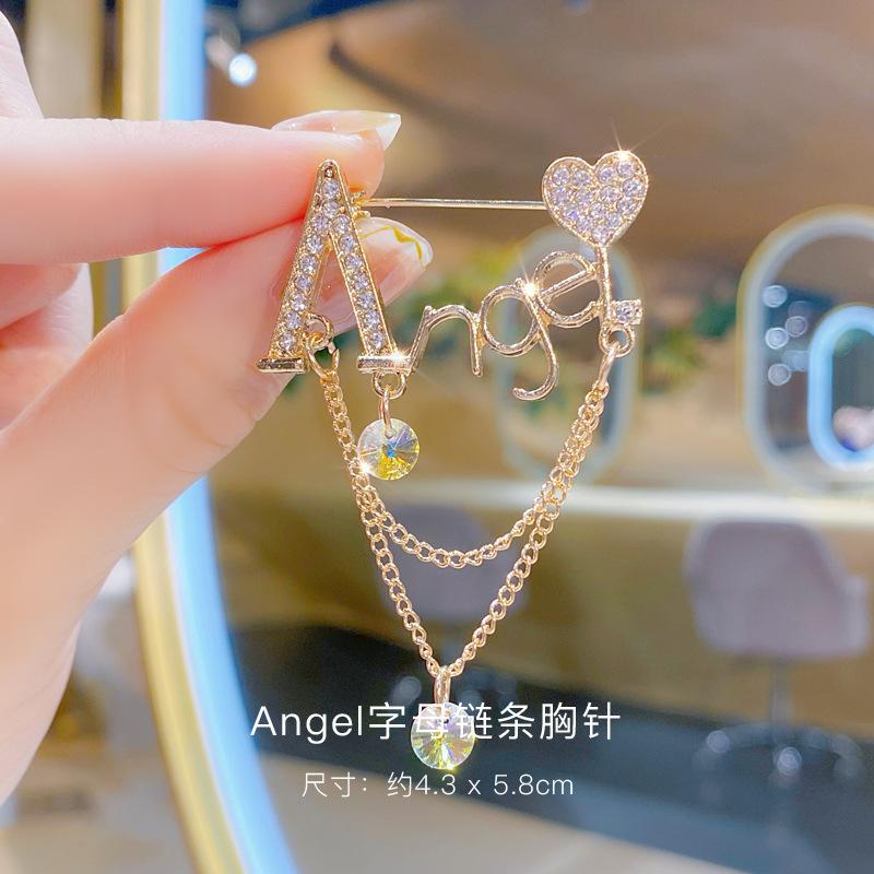 配饰胸针韩国新款时尚高档胸针女水钻丝巾扣防走光扣水晶胸花别针珍珠饰品