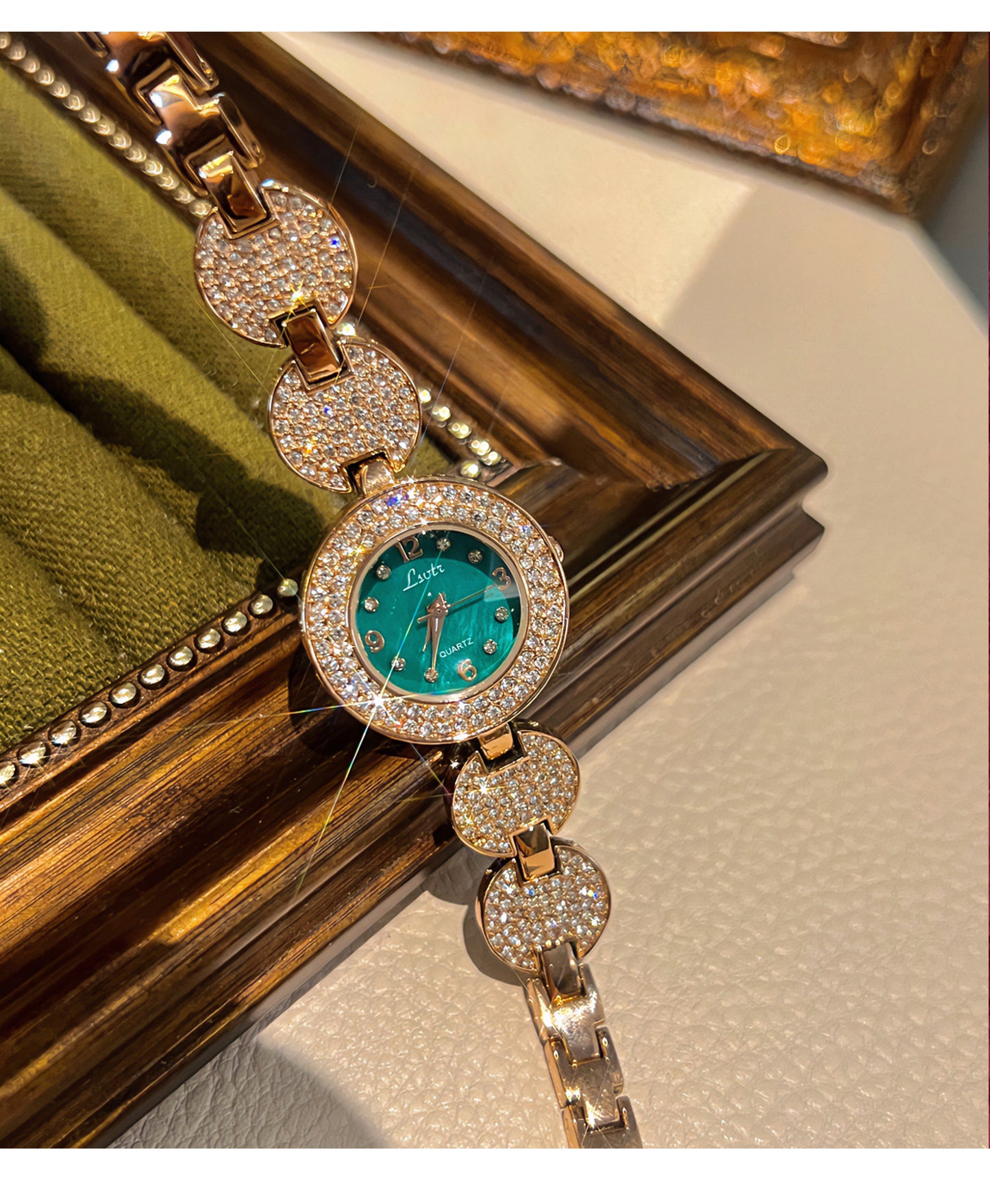 Fashion women's watchLsvtr Light Luxury Grandmother Green Niche High Sense Vintage Bracelet Women's Watch Good-looking Fashion Ladies Watch