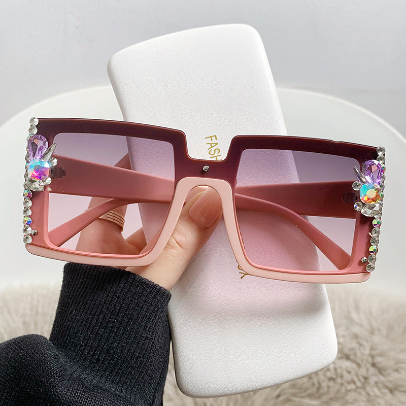 Women's fashion glasses 2023欧美大框架镶钻墨镜跨境潮流水晶钻石太阳眼镜户外防晒显瘦女