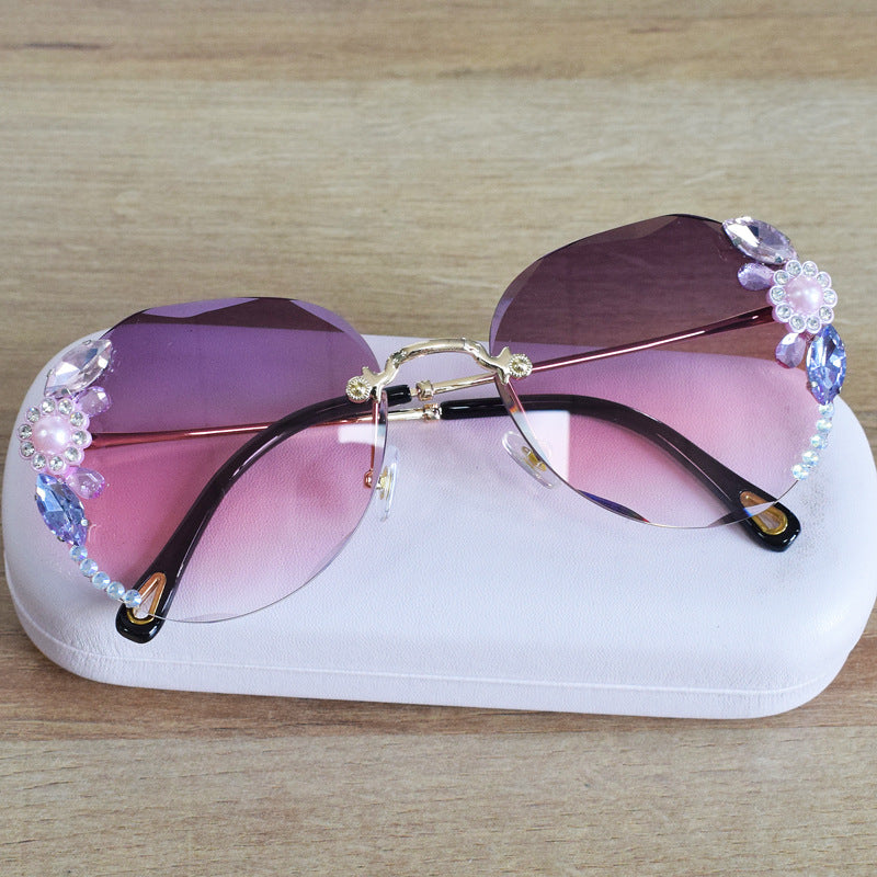 Women's fashion glasses 定制学院风跨境无框镶钻太阳镜女圆脸大脸显瘦2022新款墨镜女渐变