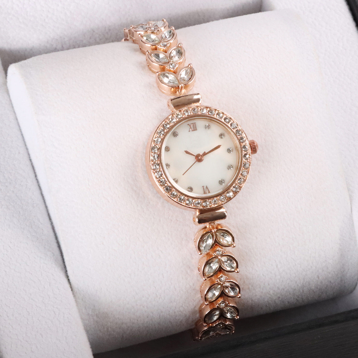 Fashion women's watch 2023 Popular Mermaid Women's Watch for Girlfriend Light Luxury Minority Bracelet Watch Fashion Watch Cross-Border Wholesale