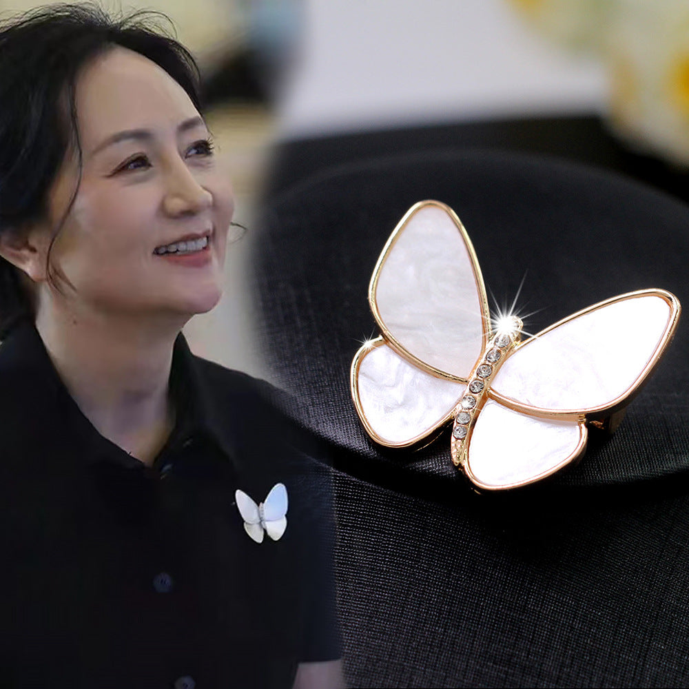配饰胸针韩版高档胸针女精致优雅满钻胸花珍珠防走光别针时尚简约衣饰批发