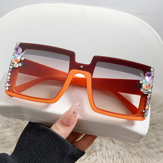 Women's fashion glasses 2023欧美大框架镶钻墨镜跨境潮流水晶钻石太阳眼镜户外防晒显瘦女